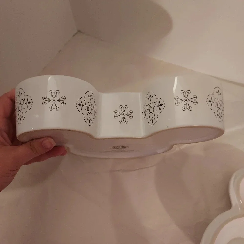 Disney White & Black Mickey Mouse Casserole Dish with Lid Snowflake Design
